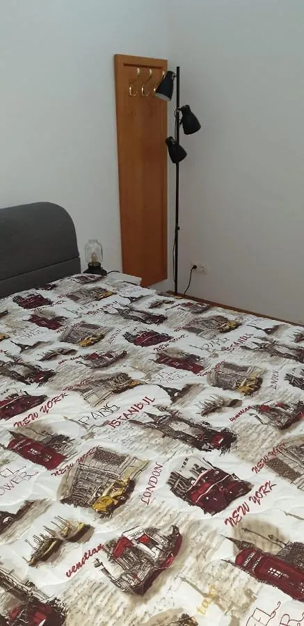 Ferienwohnung Schloessel 26-26 Bécs 0*,  Ausztria