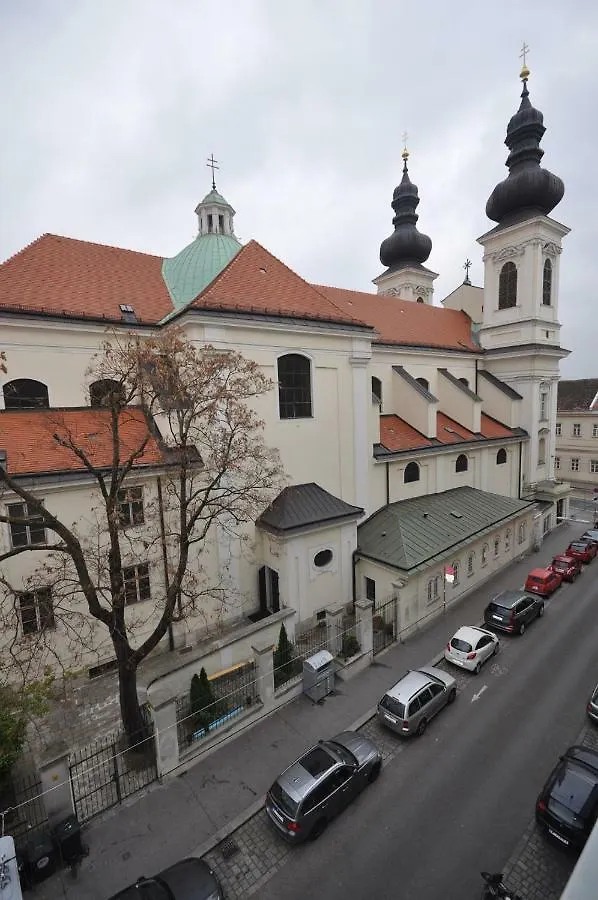 Ferienwohnung Schloessel 26/23 Wien